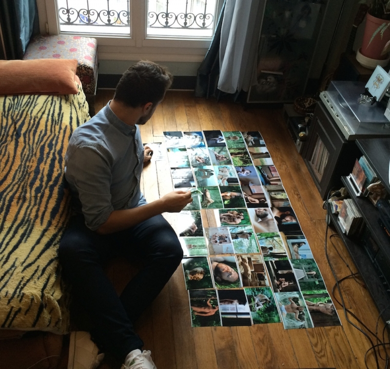Niels working on &laquo;&nbsp;Secret Places&nbsp;&raquo; Bruno Gmuender Portfolio ArtBook (Paris)