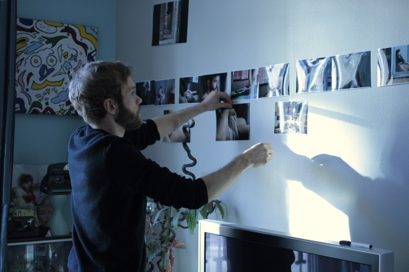 Bastien working on &laquo;&nbsp;Secret Places&nbsp;&raquo; Bruno Gmuender Portfolio ArtBook (Paris)